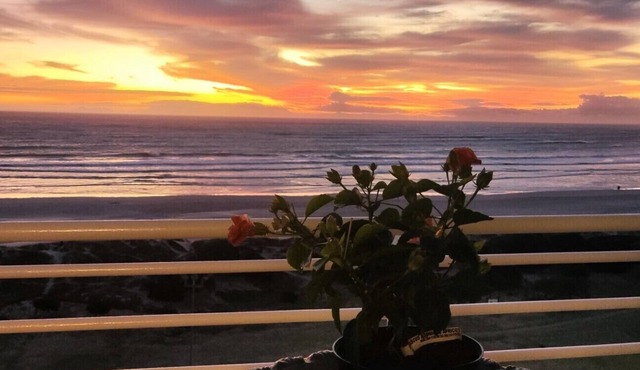 LUXUS BEACH Apartment 122 m²,SUNSET, False Bay/Mounten view TOP Location 2 Pers.