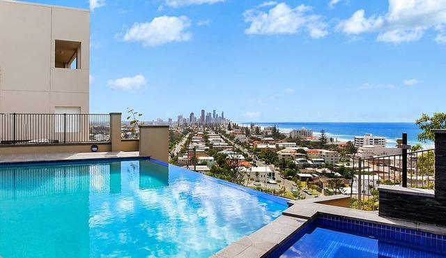 Magic Nobby Beach 3BR Apt