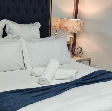 Mayaza Luxury Apartment