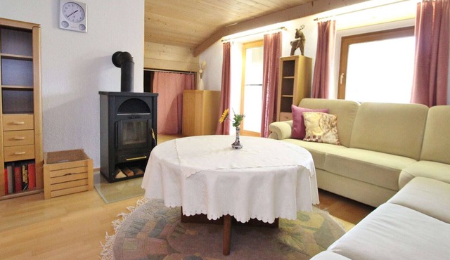 Meadow-View Holiday Home in Hollersbach im Pinzgau near Ski Area