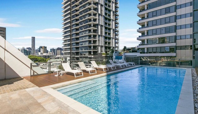 Milton apartment-2BR@MT 1905