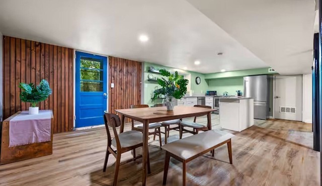 Modern & Cozy Basement Apartment Minutes to Duluth in Tucker