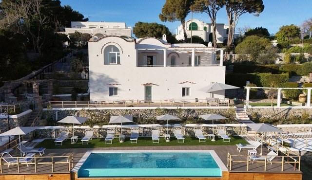 MyExclusiveItaly - Elegant Villa in Anacapri | Infinity Pool & Design