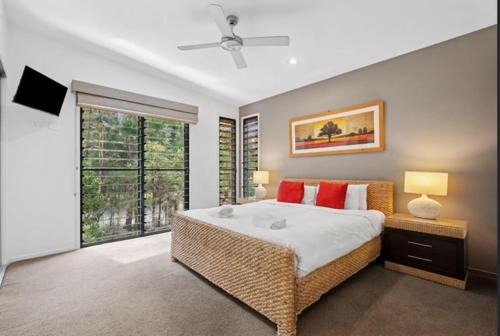 Noosa Beach Retreat - Noosa North Shore