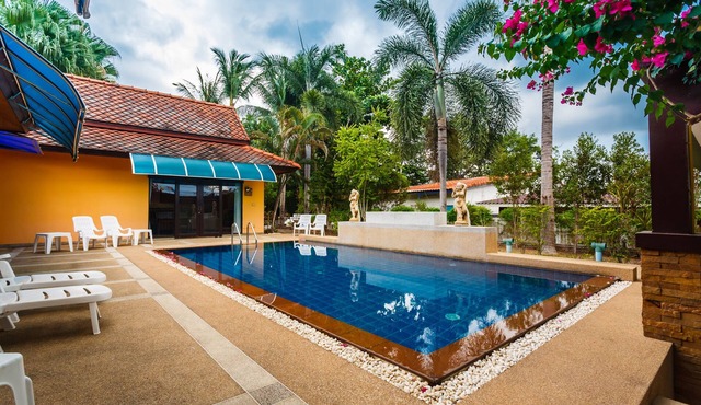 Pailin Villa Phuket: 4 Bedroom Villa + Private Pool