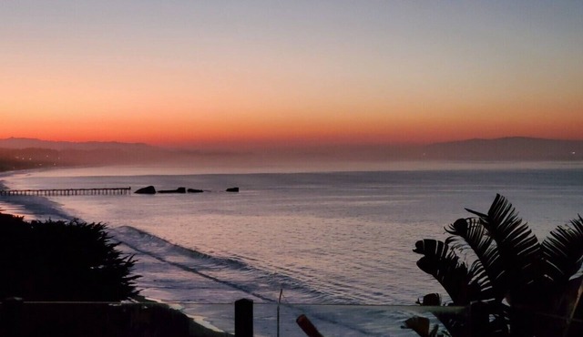 Panoramic Ocean View Studio, 100' Cliff overlooking ocean in Aptos