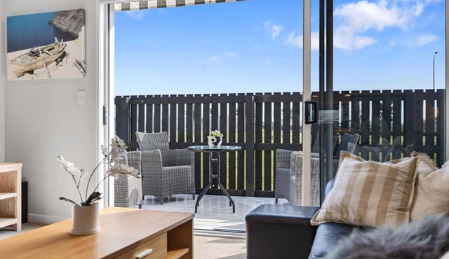 Papamoa Beach Retreat