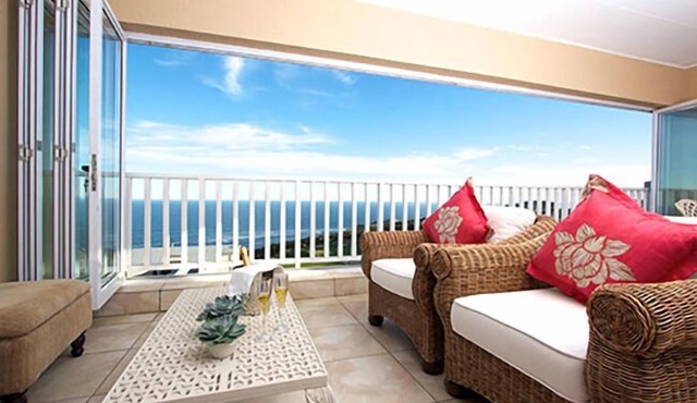Pinnacle Point Beach and Golf Resort
