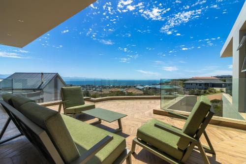 Pinnacle Villa