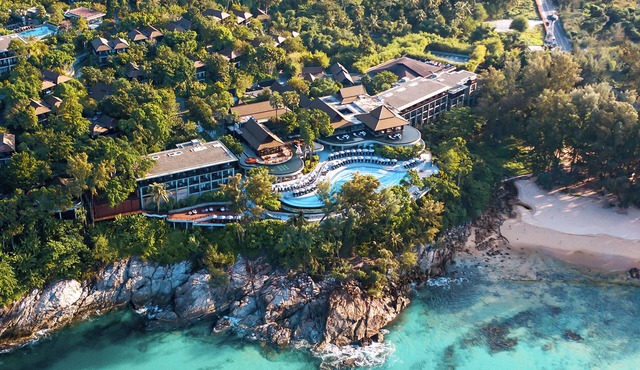 Pullman Phuket Arcadia Naithon Beach