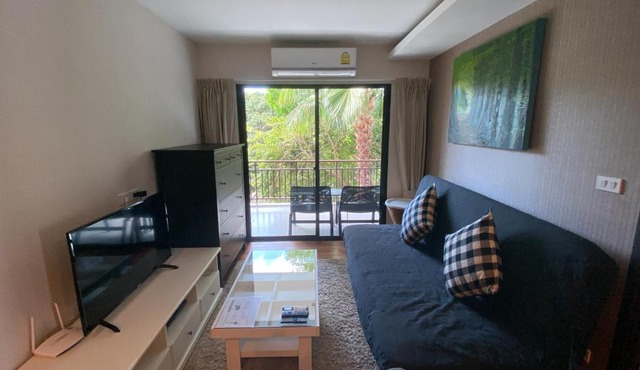 RAWAI beachfront 1badroom the title