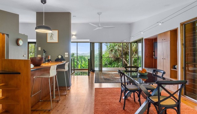 Relaxed Luxury with Stunning Pyramid Views & Private Pool in Smithfield