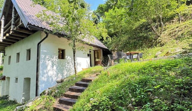 Restored charming mountain cottage sleep 4
