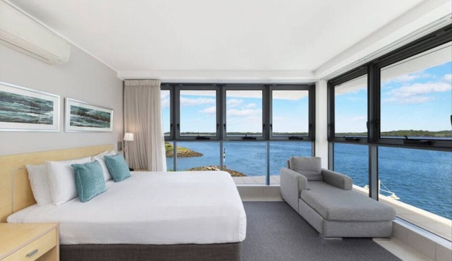 River`s Edge Retreat - Premium Suite