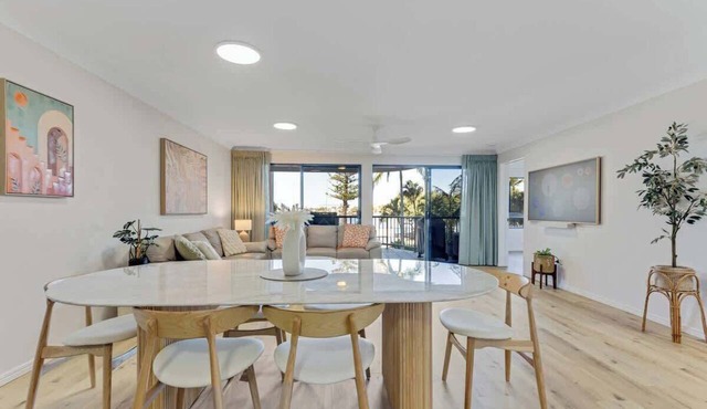 Riverdance 06 Riverfront Apt in Mooloolaba