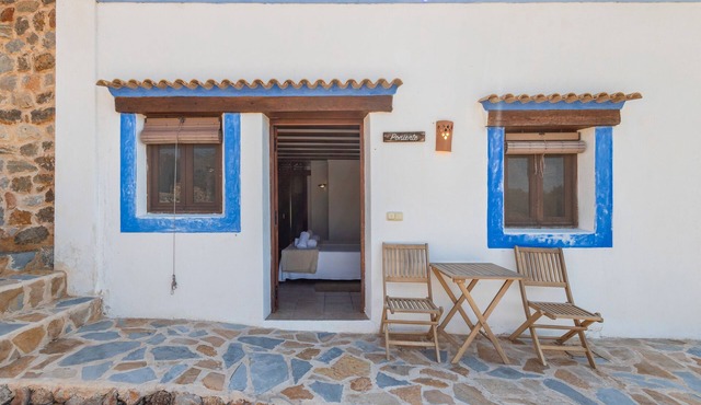 Room 'Poniente' with Mountain View, Wi-Fi and Air Conditioning