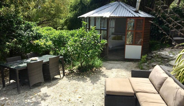 Rustic Holiday Rental with Beautiful Views of Kenepuru Sound in South Island in Marlborough