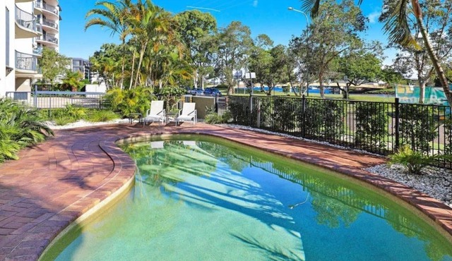 Sailfish Cove & RIVA Apartments