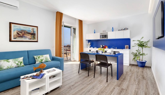 Sea View Apartment on the bay of Naples last minutes discount 25 - 30 june