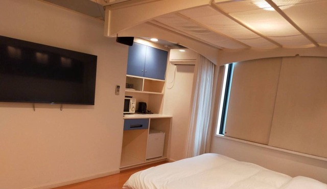 Shortterm stay temporary housing AQA HOTEL / Honjo Saitama