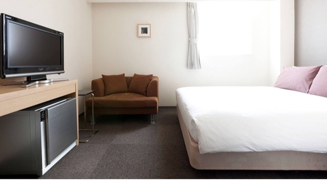Smoking Double 18 square meters Bed width 14 / Hamamatsu Shizuoka