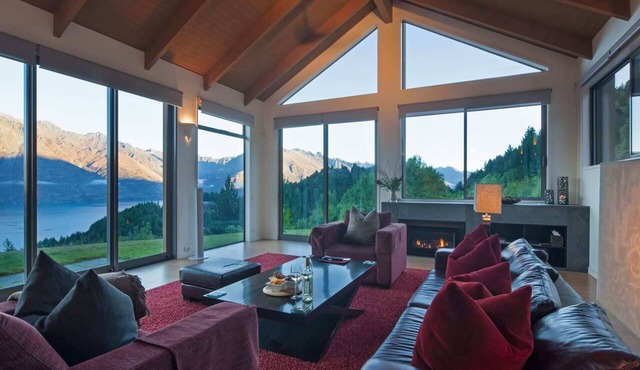 Southerly |Private Hot Tub |Gas Fire|BBQ