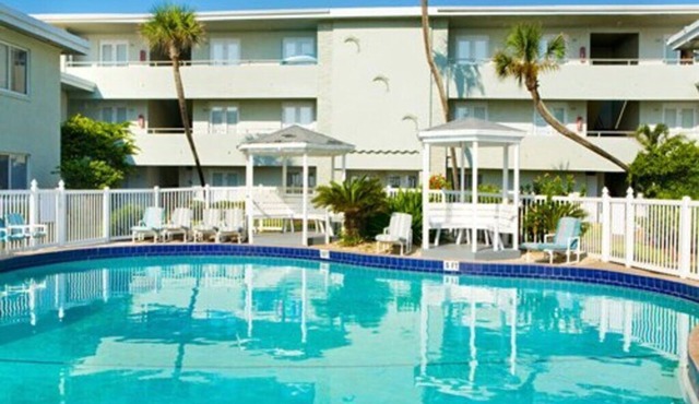 Spacious 1 BR | Plantation Island in Ormond Beach