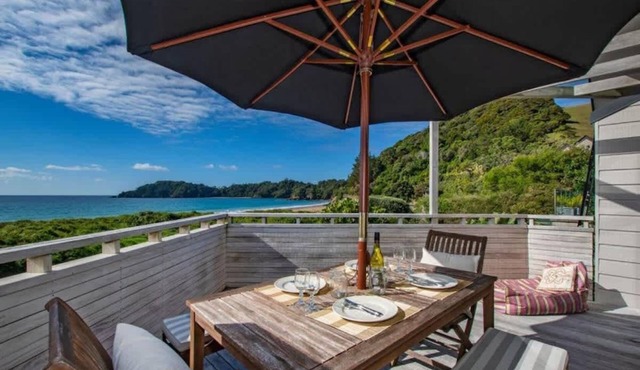 Spectacular Woolleys Bay