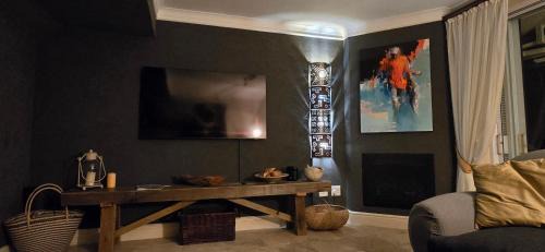 Spinnaker Quays Waterfront Villa