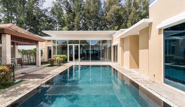 Splash Villa by Villacarte