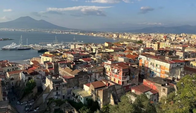 Strategic room for Pompeii Sorrento panoramic