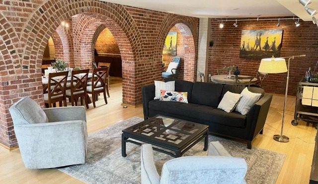 Stunning & Spacious 3BR Downtown Condo