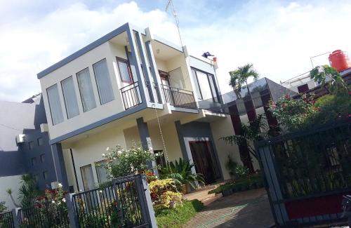 Sudji's House in Batu