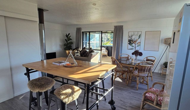 Swim, Fish, Play - Appleton Beach Stay, Waiotahi Beach, Opotiki