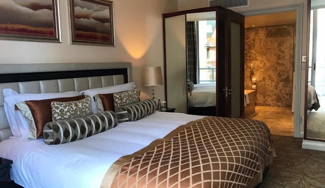 TAJ Cape Town - Private Luxury One Bedroom Suite