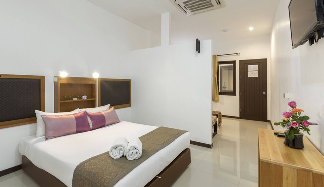 The Lantern Hostel and SPA