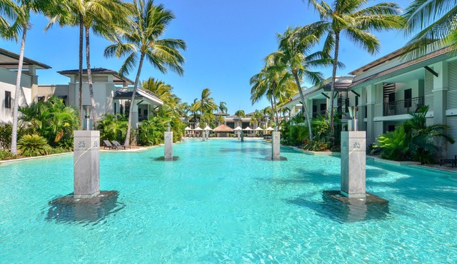 The Posh Penthouse Port Douglas, Sea Temple Port Douglas