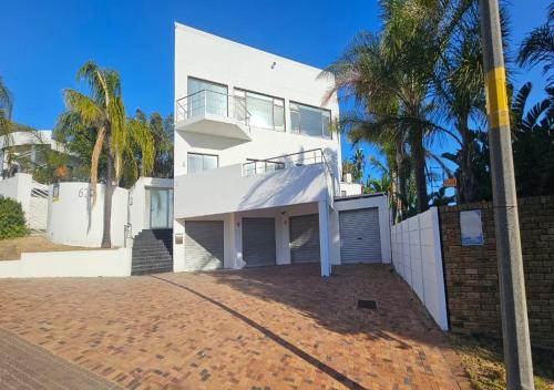 The White House at Plattekloof