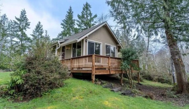Tiny cabin on hideaway island in Washington! in Lakebay