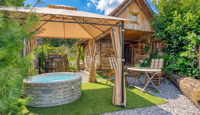 Tiny-Mini Bertl With Hot Tub, Ivančna Gorica, Slovenia