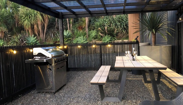 Unique coastal property just 40 mins from the CBD, the ultimate getaway!