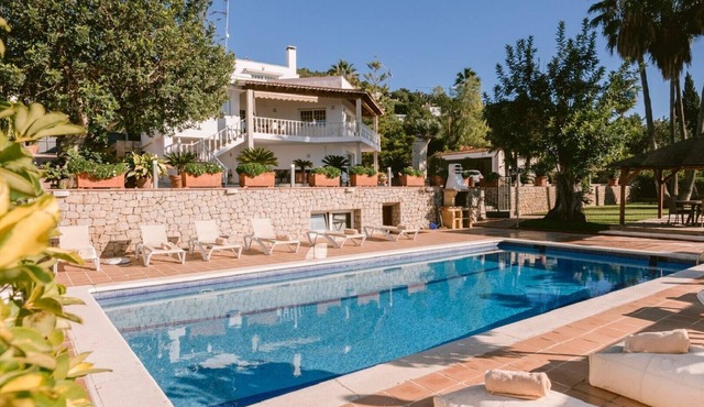 Villa 'Bloom' with Sea View, Wi-Fi and Air Conditioning