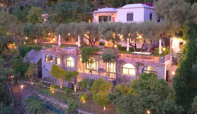 Villa Lo Scoglio by Fantasia Villas