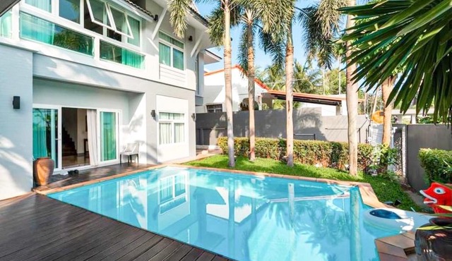 Villa Panwa Phuket