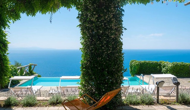 Villa Raffaella with Private Pool, Sea View, Parking and Garden