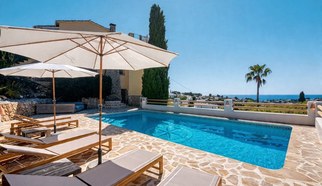 Villa 'Robis Moraira' with Sea View, Wi-Fi and Air Conditioning in Benissa