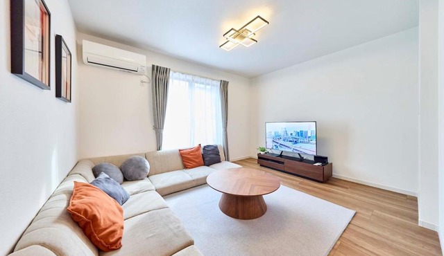 Villa Sumida Five in Tokyo