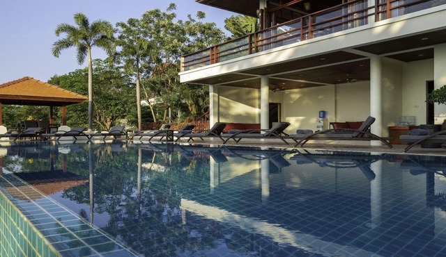 Villa Yoosook Patong Beach Phuket 7 bedrooms private pool sea view sauna