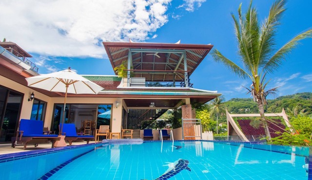 Wunderschöne private Villa mit Infinity Pool by Interhome