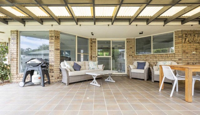 Yamba Family Seascape - Lifestyle Yamba